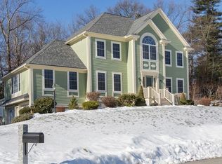 9 Cedar Creek Dr, Dracut, MA 01826