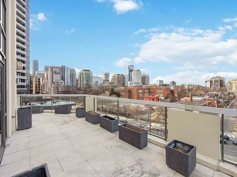 3 McAlpine St #701 — Photo 14