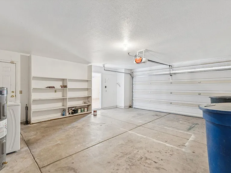 1743 E Tara Dr — Photo 18