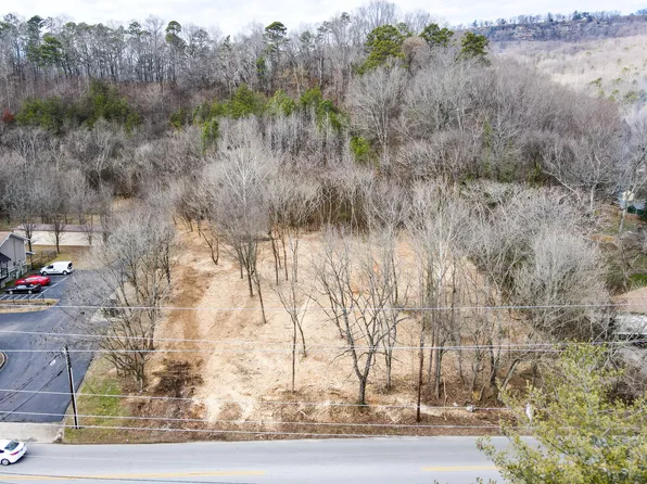 925 Mountain Creek Rd, Chattanooga, TN 37405