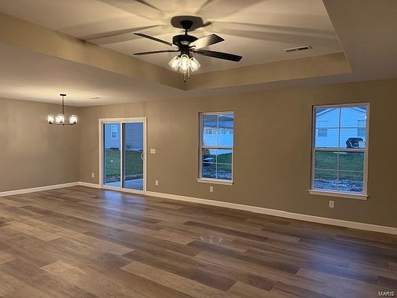 4th image of 125 N Harvest Crest Ct