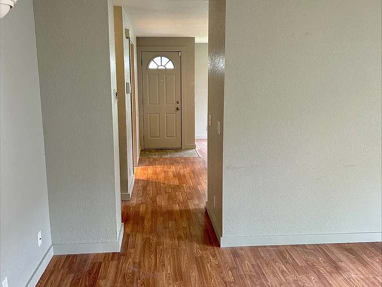 3244 Partridge Ln — Photo 14
