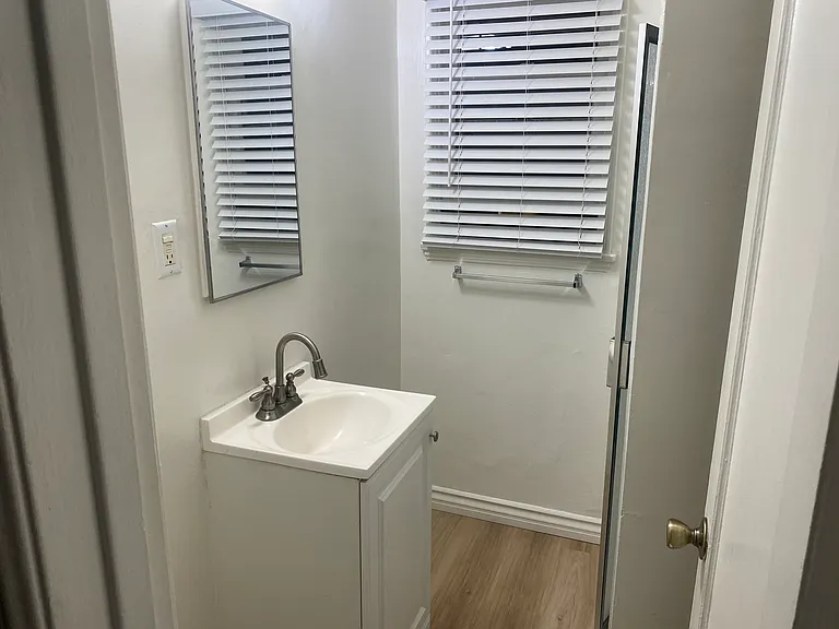 6725 Yucca St #1 — Photo 3