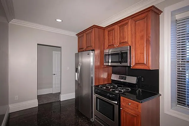 Fairfield Gables At Cedarhurst Village — Photo 8