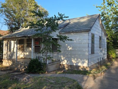 729 N Prospect Ave, Liberal, KS, 67901