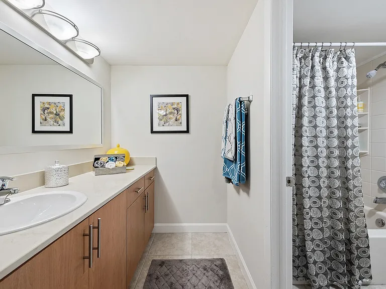 Meadow Walk Apartments — Photo 7