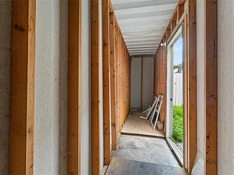 360 Winding River Dr #C — Photo 17