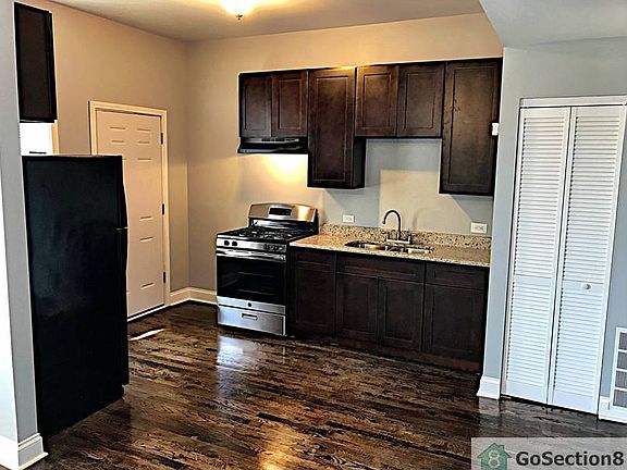 2nd image of 5610 S Michigan Ave APT 2