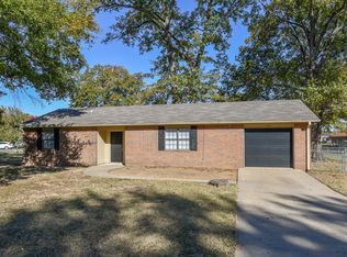 101 Adirondack Loop, Roland, OK 74954