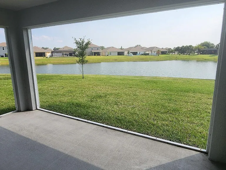 586 Cooper Ct SW — Photo 22