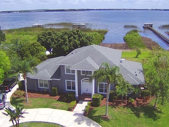 2nd image of 329 Hamilton Shores Dr NE