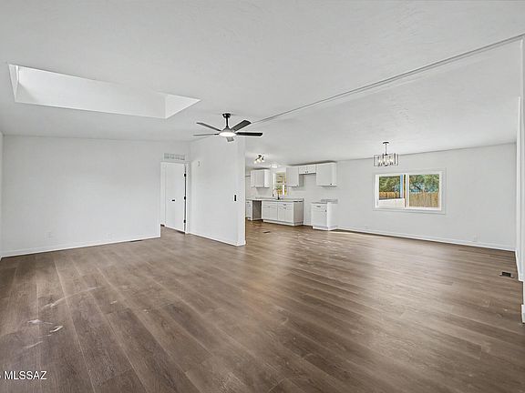 5th image of 14843 W Hay Loft Trl