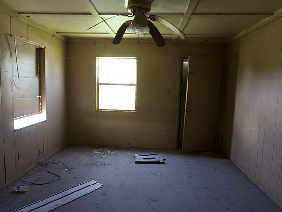 5th image of 1129 W Kenedy Ave