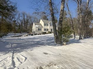 14 Smith Rd, Sutton, MA 01590