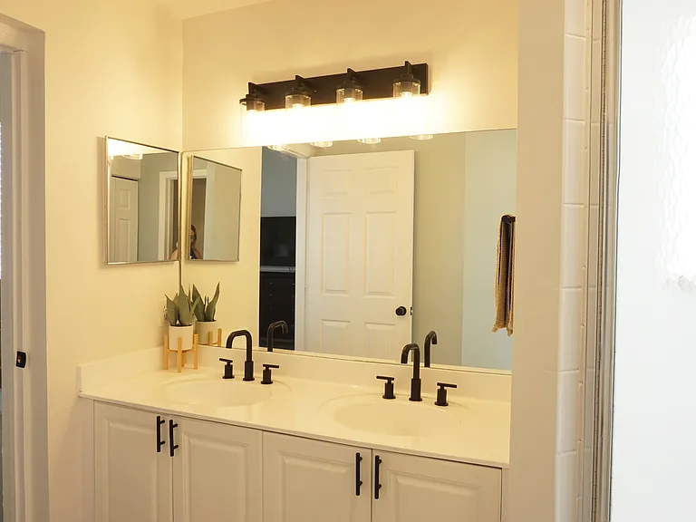 7424 SW 162nd Pl — Photo 14