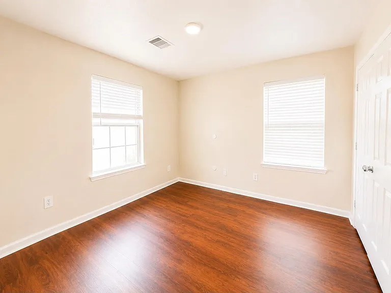 13119 Stratford Skies Ln — Photo 17