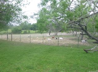 3503 Creekside Dr, Saint Hedwig, TX 78152