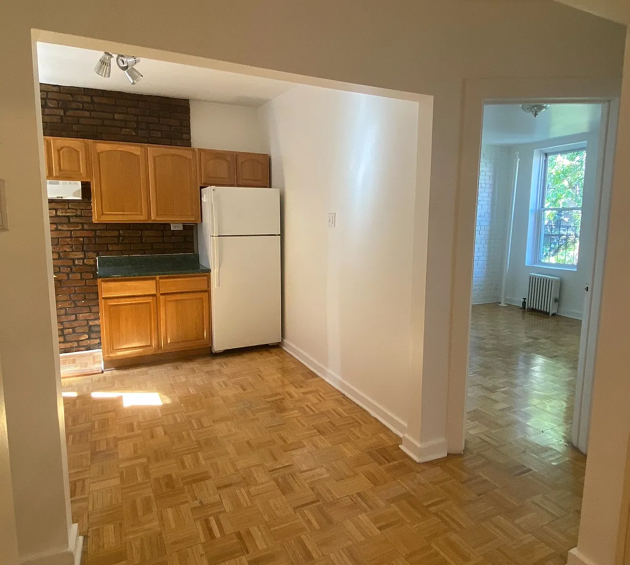 407 East 77th Street — Photo 2