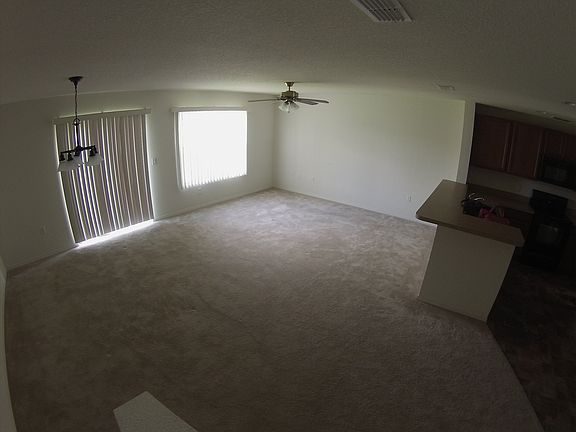 3rd image of 3019 Seaview Castle Dr