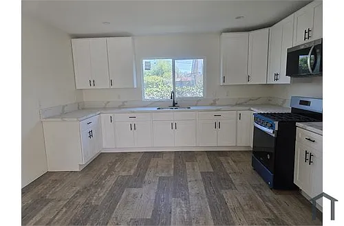 8941 S Saint Andrews Pl #2 Photo 1 8941 S Saint Andrews Pl #2 Photo 1
