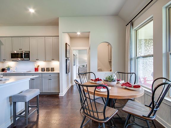 2nd image of 1609 Gingerwood Drive 114 #Cho
