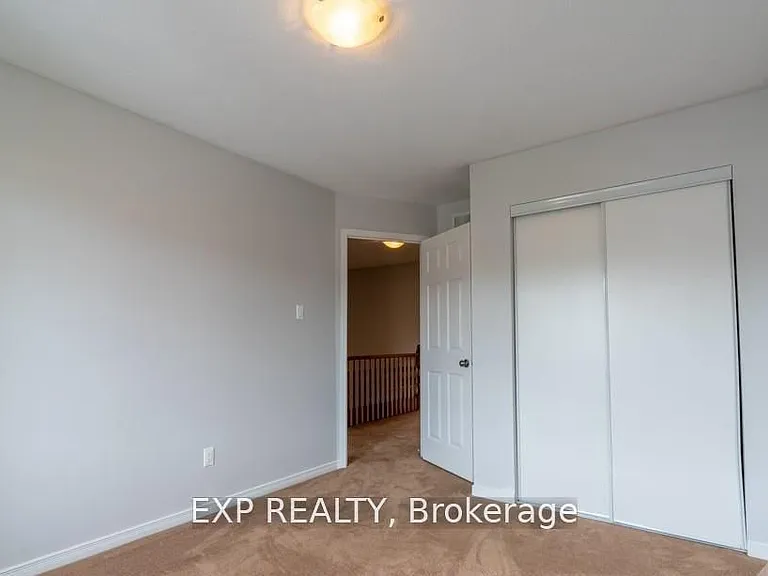 282 Macoun Cir — Photo 15