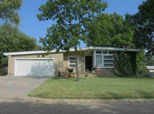 2002 Moyle St, Augusta, KS 67010