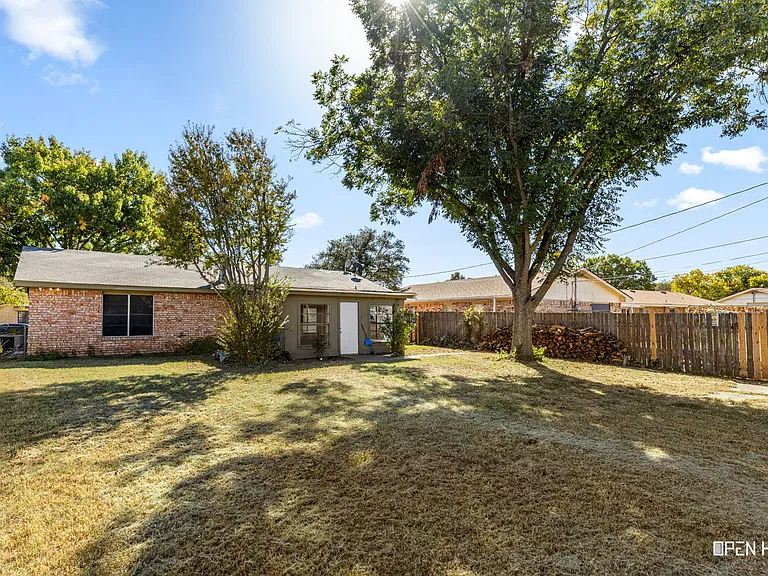 216 Dirks Dr — Photo 30