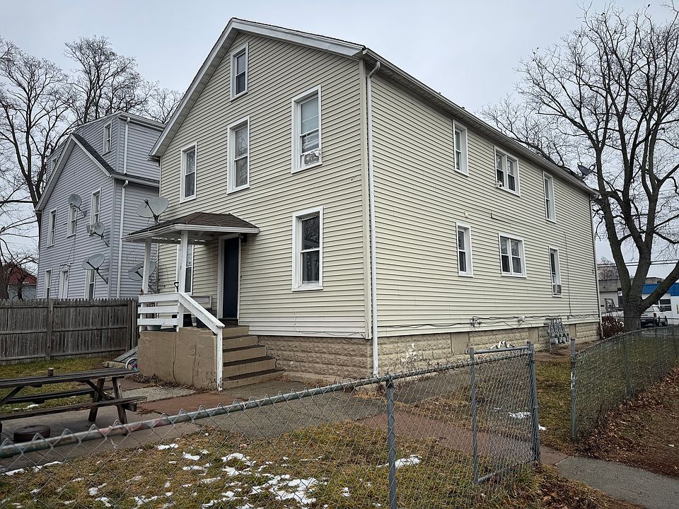 1st image of 282 Front Ave