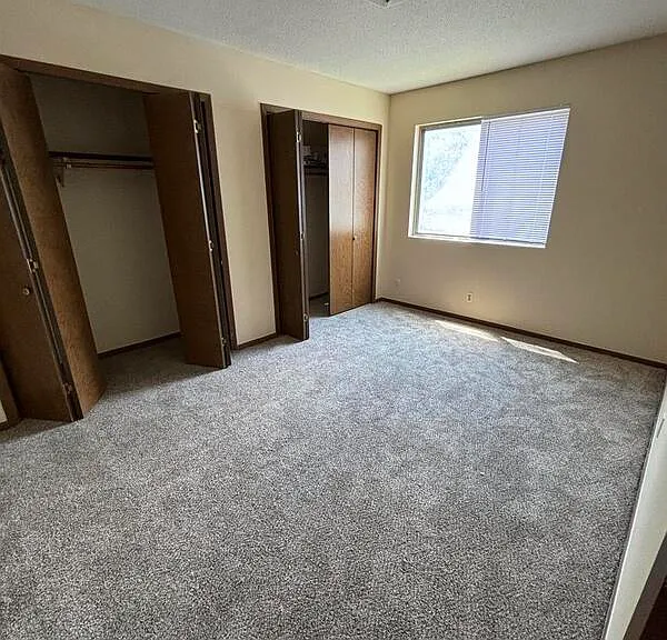4609 Bancroft Ave #5 — Photo 7