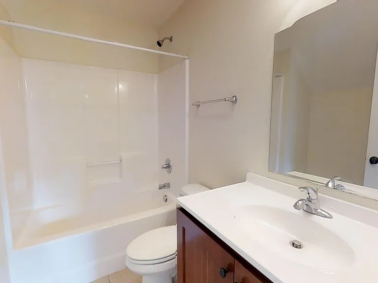 Forrest Edge Townhomes! - 4bd/4ba: Centrally Located! Upscale Student Living! — Photo 37