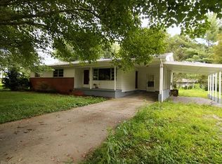 127 Temple Church Rd, Brevard, NC 28712