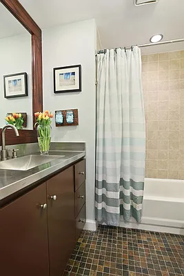 Sold by Corcoran | media 19