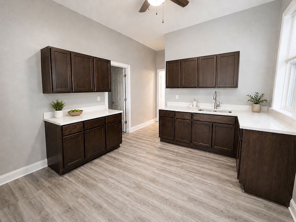 1st image of 1444 N Talman Ave #1