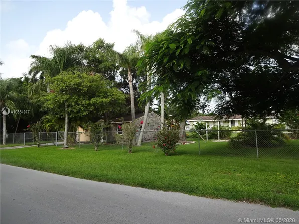 204 SW 2nd Ave, Florida City, FL 33034