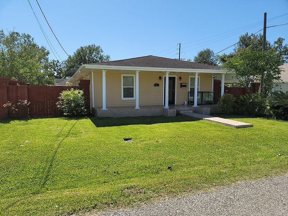 1st image of 411 N 10th St
