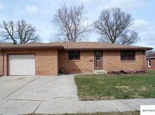 808 17th St NE, Mason City, IA 50401