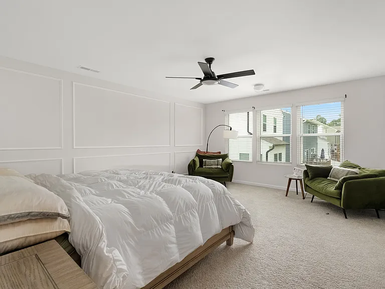 Aubreywood Dr — Photo 16