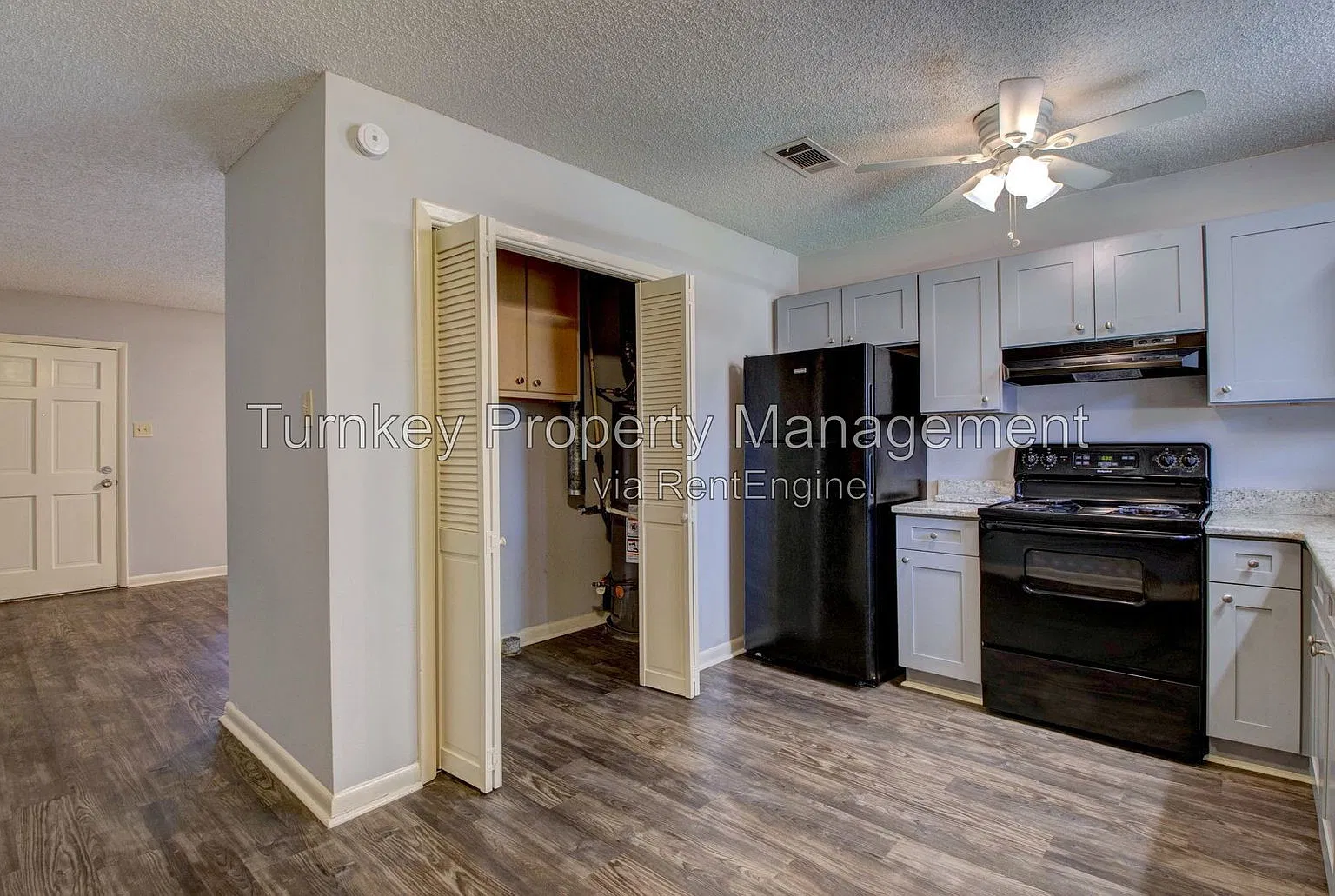 2 bed, 1.0 bath, 903 sqft, $850 — Photo 4