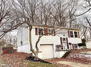 3761 Santom Rd N, Stow, OH 44224