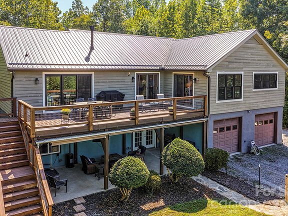 4th image of 255 Cross Ridge Dr