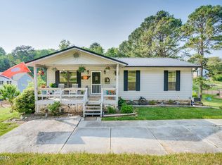 2416 Daniels Dr, Morristown, TN 37813