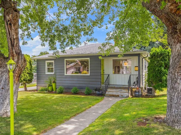1315 8th St, Clarkston, WA 99403