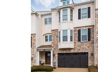 411 Ravenscliff Dr, Media, PA 19063