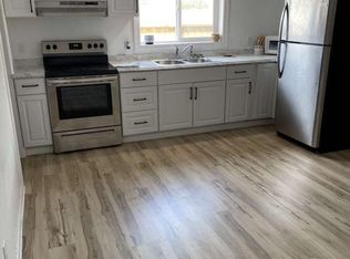 2171 Peninsula Dr, Arcata, CA 95521