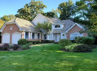 1701 Harvard Ct, Lake Forest, IL 60045