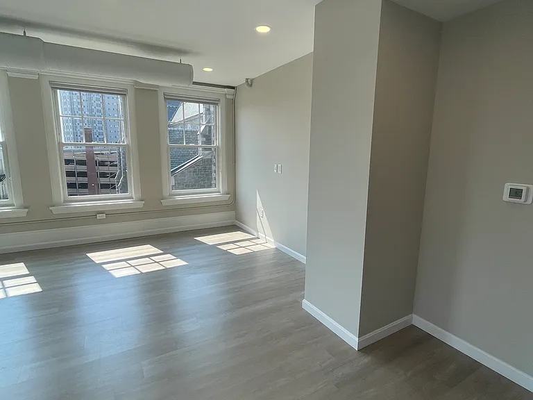 Chatham Lofts — Photo 42