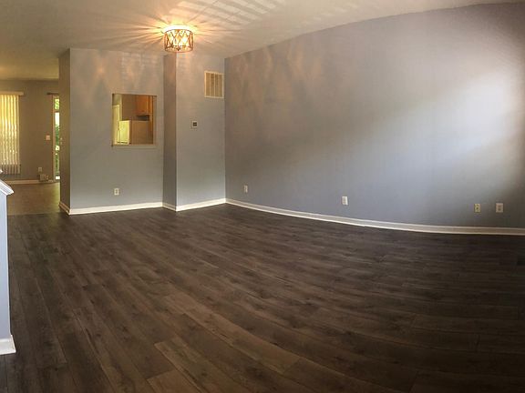 5th image of 4243 Normandy Ct