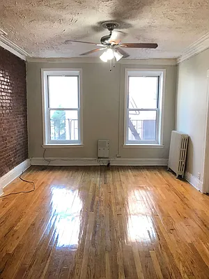 Rented by null | media 19