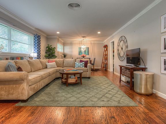 4401 Warnock Ct-6.jpg